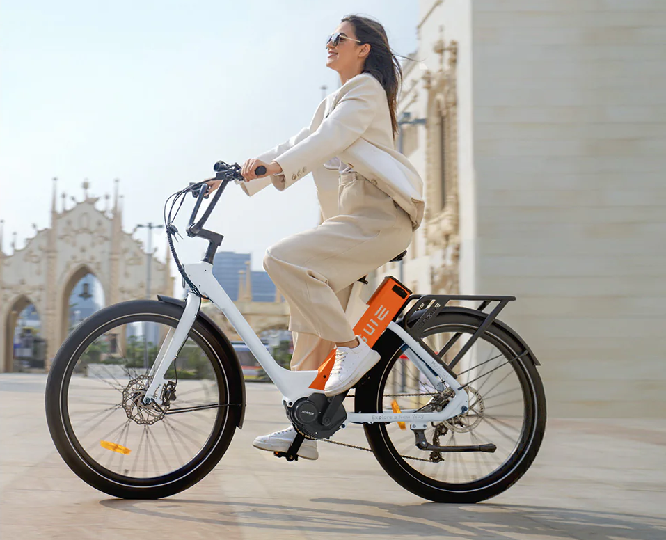 ST-bielo-orandzova-1